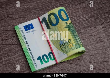 Keine Bonuszahlung 1000 Euro Arbeitgeber Deutschland Stockfoto