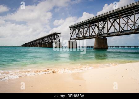 Verlassene Eisenbahnbrücke im Bahia Honda State Park in den florida Keys Stockfoto