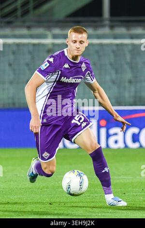 IPA85003525 - Pietro Comuzzo (Fiorentina) während des Spiels ACF Fiorentina gegen Atalanta BC, italienische Fußball-Serie A in Florenz, Italien, 22. Mai 2026 Stockfoto