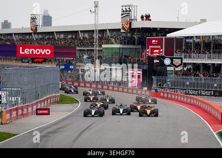 Montreal, Kanada. Mai 2026. Das Rennen startet während des Formel 1 Lenovo Canadian Grand Prix 2026, 5. Runde der Formel 1 Weltmeisterschaft 2026 vom 22. Bis 24. Mai 2026 auf dem Circuit Gilles Villeneuve, Montreal, Kanada Credit: Robbie Hoad/Every Second Media Credit: Every Second Media/Alamy Live News Stockfoto