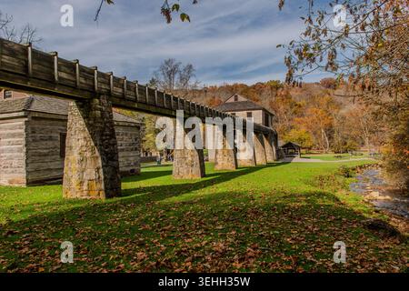 Alte Mühle im Spring Mill Park Stockfoto