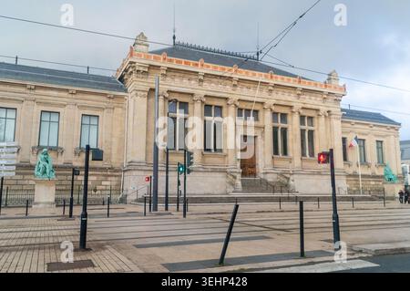 Le Havre, Frankreich - 31. Januar 2026: Palast der Gerechtigkeit (Palais de Justice). Stockfoto