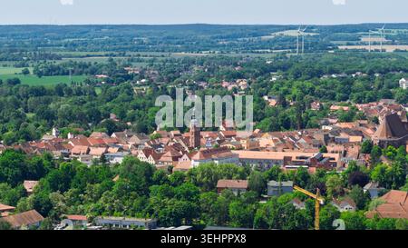 Blick auf das historische Stadtzentrum von Luckau. Stockfoto