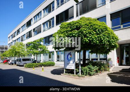 Köln, Deutschland. Mai 2026. Blick auf das Gebäude der Bundesanstalt für Gesundheit (BIÖG). Quelle: Thomas Banneyer/dpa/Alamy Live News Stockfoto