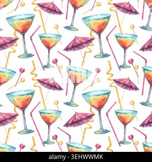 Aquarellmuster mit tropischem Cocktail, Papierschirm und Stroh. Sommer Beach Bar Drink Illustration für Feiertagsfeiern Design. Erfrischendes Getränk Stockfoto