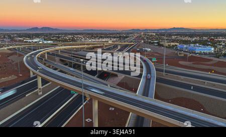 Aerial Highway Interchange Las Vegas Nevada bei Sunset Urban Infrastructure Stockfoto