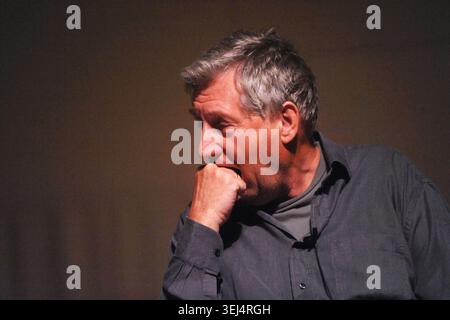 Englischer Art Director Storm Thorgerson im Blanton Museum of Art, Austin, Texas, 12. März 2011. (Foto: John Anderson/The Austin Chronicle) Stockfoto