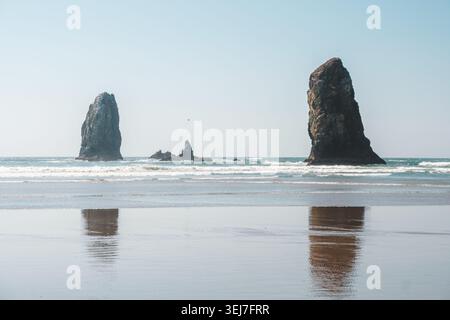 Heuhaufen Rock an der Küste Oregons, Canon Beach Stockfoto