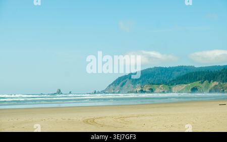 Heuhaufen Rock an der Küste Oregons, Canon Beach Stockfoto