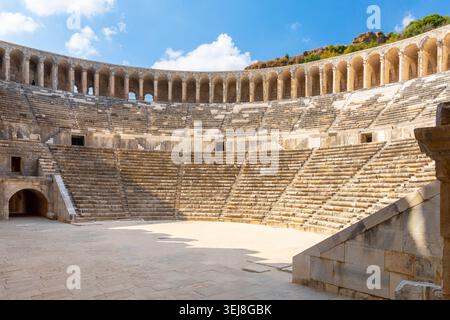 Blick auf das antike Amphitheater Aspendos in der Nähe von Antalya Stockfoto