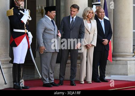 Paris, Frankreich. Mai 2026. Der Präsident der Republik, Emmanuel Macron, und seine Frau Brigitte Macron begrüßten den Präsidenten der Republik Indonesien, Herrn Prabowo Subianto, und seinen Sohn Didit Hediprasetyo am 28. Mai 2026 - 28/05/2026 - France/Ile-de-France (Region)/Paris - Julien Mattia/Le Pictorium Credit: LE PICTORIUM/Alamy Live News Stockfoto