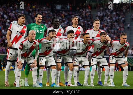 Rayo Vallecano Spieler, die im Endspiel der UEFA Conference League 2026 zwischen den Teams von Crystal Palace FC und Rayo Vallecano de Madrid (Maciej Rog) zu sehen waren Stockfoto