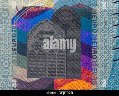 Holographisches gotisches Fensterprofil auf 20-Euro-Banknoten aus nächster Nähe Stockfoto