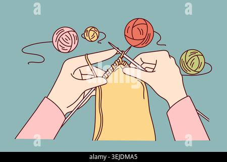 Frau strickt mit Nadeln Stockfoto