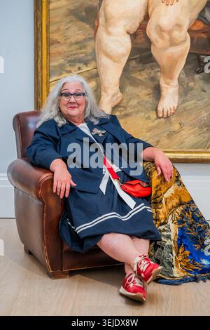 London, Großbritannien. Mai 2026. Lucian Freud, Sleeping by the Lion Carpet, 1995-96, Schätzung: £25,000,000-35.000,000, Bild mit Sue Tilley in Sothebys, London. Lucian Freud malte Sue Tilley zwischen 1993 und 1996 viermal. Ein monumentales Wahrzeichen-Gemälde eines legendären britischen Künstlers, der zum ersten Mal auf einer Auktion steht. Ab dem 10. Juni wird es im Rahmen von Sotheby's London Modern and Contemporary Sales in London ausgestellt. Guy Bell/Alamy Live News Stockfoto