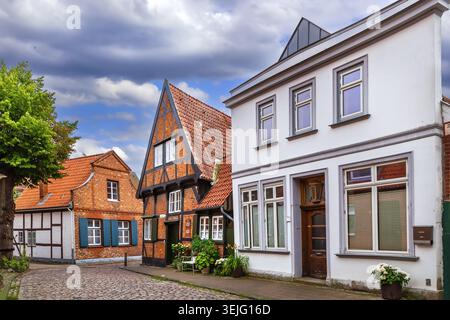 Straße im Stadtteil Lübeck von Travemunde, Deutschland Stockfoto
