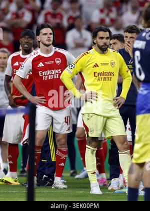 BUDAPEST - (LR) Noni Madueke vom Arsenal FC, Declan Rice vom Arsenal FC, Arsenal FC Torhüter David Raya enttäuscht nach dem UEFA Champions League-Finale zwischen Paris Saint-Germain und Arsenal FC am 30. Mai 2026 in der Puskás Arena in Budapest, Ungarn. MAURICE VAN STEEN / ANP Stockfoto