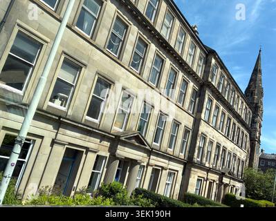 Edinburgh Schottland - Stadthäuser im georgianischen Stil an der London Road im Stadtteil Calton - Foto Mai 2026 Stockfoto