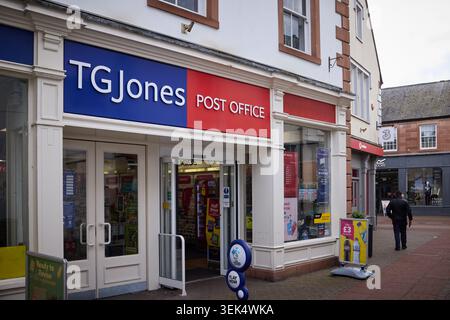 Penrith, Cumbria, TG Jones ehemaliger WH Smiths Shop im Stadtzentrum Stockfoto