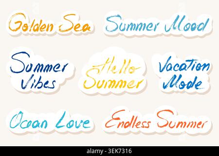 Sommer Kalligraphie Aufkleber Vektor Set. Handgezeichnete Pinselstriche Beschriftungsetiketten für Sommerposter, Urlaubsanzeigen, Reisebanner Stock Vektor