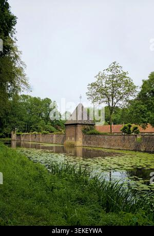 Wasserburg Welbergen, Nordrhein-Westfalen, Deutschland, Europa. Die Burg Welbergen ist die typischste Wasserburg in Münster. Stockfoto