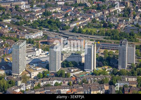 Luftbild, vier Hochhäuser, Dickswall Hochhäuser und Kanalbaustelle Dickswall, Forum City, Hans-Böckler-Platz, Areal rund um die Hauptpost, Mülheim Hbf Hauptbahnhof, Altstadt I - Südost, Mülheim, Ruhrgebiet, Nordrhein-Westfalen, Deutschland ACHTUNGxMINDESTHONORARx60xEURO *** Nordrhein-Westfalen, Deutschland ACHTUNGxMINDESTHONORARx60xEURO Stockfoto