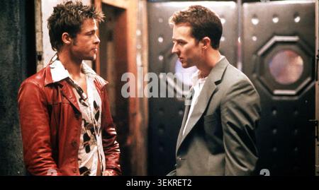 FIGHT CLUB 1992 20th Century Fox Film mit Brad Pitt als Tyler Durden und Edward Norton als unbenannter Erzähler Stockfoto