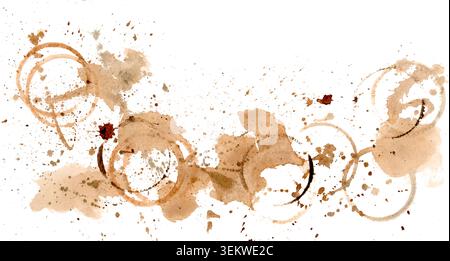 Echte Wasserfarben Kaffeeflecken Ringmarkierungen und Spritzer Grenzen horizontal isoliert auf weißem Hintergrund. Handgezeichnete schmutzige braune Kaffeetropfen Stockfoto