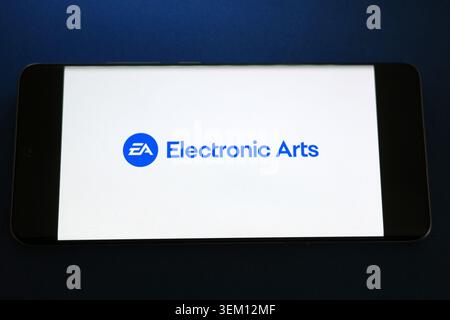 Electronic Arts-Logo auf dem Smartphone-Bildschirm Stockfoto
