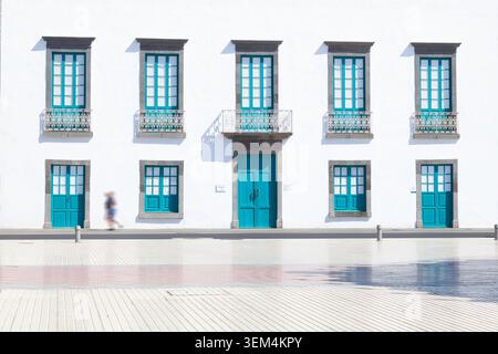 Blue & White Gebäude auf Lanzarote Stockfoto