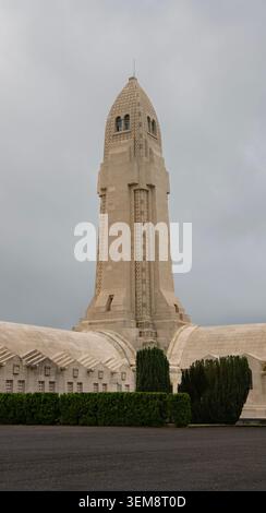 Osssuary Douaumont Monument in Douaumont-Vaux, Frankreich Stockfoto