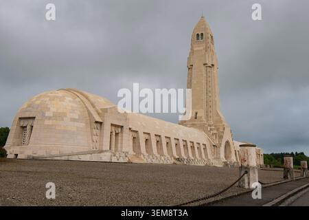 Osssuary Douaumont Monument in Douaumont-Vaux, Frankreich Stockfoto