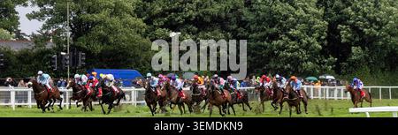 Epsom Downs Racecourse, Epsom, Surrey, Großbritannien. Juni 2026. Und sie haben das Betfred 'Dash' Handicap (Heritage Handicap). Quelle: Ian Humphreys/Alamy Live News Stockfoto