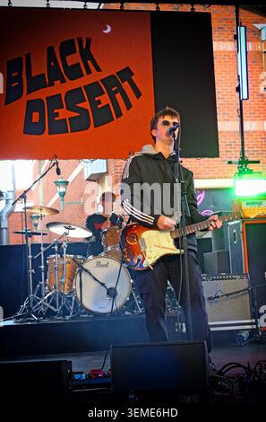 Black Desert Band, auf dem Warrington Musikfestival, Samstag 06.06.2026, Old Marketplace, Golden Square Auftritt live Stockfoto