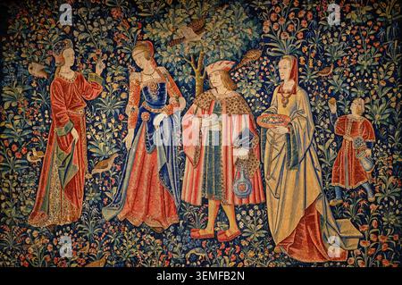Frankreich, Paris (75), Museum Cluny - Nationalmuseum des Mittelalters, Wandteppich Millefleurs, Szenen des seigneurialen Lebens, Paris, Anfang 16. Jh. Stockfoto