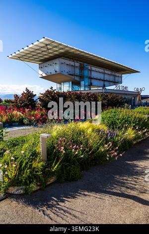Pinacoteca Agnelli (Giovanni and Marella Agnelli Art Gallery), ein Ausstellungsraum für Kunstwerke, der sich über dem Lingotto, der ehemaligen Fiat-Fabrik i, erhebt Stockfoto