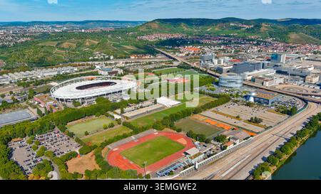 Luftaufnahme der Mercedes-Benz Arena, VfB Stuttgart, Austragungsort der FIFA-Weltmeisterschaft 2006, Bad Cannstatt, Stuttgart, Deutschland Stockfoto
