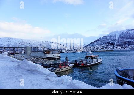 Tromso Hafen im Februar, Norwegen Stockfoto