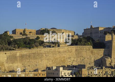 Malta? Valletta, alte Stadthäuser Stockfoto