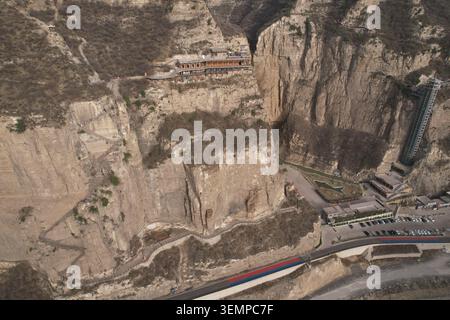 Datiziyan Natural Cliff Face mit antiken geschnitzten Stufen, Hejin, Provinz Shanxi, China Stockfoto