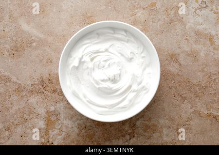Joghurt. Glattes griechisches probiotisches Protein griechischer Joghurt. Gesunde Ernährung. Stockfoto