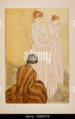 Die Armatur von Mary Cassatt, 1890–91, zeigt drei Frauen in einem Innenraum, wobei eine sitzende Figur in einem orange-braun gestreiften Kleid von zwei stehenden Gefährten in hellen Kleidern beobachtet wird Stockfoto