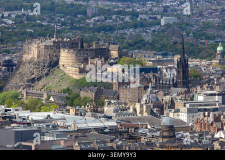Edinburgh Castle und Skyline der Stadt Edinburgh, Schottland Stockfoto
