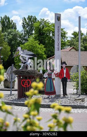Schild am Eingang von Munchhausen im Elsass, Unterrhein-Departement, Unterelsässisch, Region Grand Est, Frankreich Stockfoto