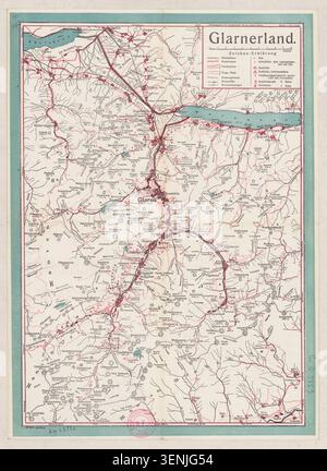 Diese Karte des Glarnerlandes wurde 1912 veröffentlicht und bezieht sich auf den Kanton Glarus. Das kartographische Werk verbindet die Region mit dem Tourismus und präsentiert das Gebiet durch eine geographische Darstellung des frühen 20. Jahrhunderts. Stockfoto