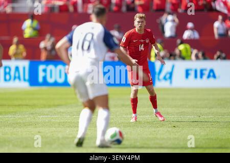 Toronto, Kanada. Juni 2026. Jacob SHAFFELBURG #14 Kanadas beim Spiel der Gruppe B der FIFA Fußball-Weltmeisterschaft 2026 zwischen Kanada und Bosnien und Herzegowina im Toronto Stadium. Am 12. Juni 2026 in Toronto, Kanada. (Foto: Leonardo Ramirez/ Credit: Eyepix Group/Alamy Live News Stockfoto