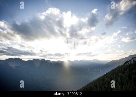 Banff Gondel Sonnenuntergang Stockfoto