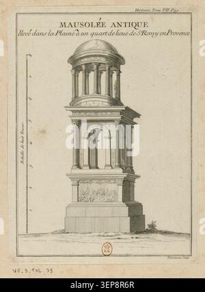 Ein Kupferstich zeigt eine architektonische Ansicht eines antiken Mausoleums in der Ebene in der Nähe von Saint-Rémy-de-Provence, verbunden mit der römischen Stätte Glanum und dem Mausoleum der Julii, das klassische Antiquitäten in Südfrankreich dokumentiert. Stockfoto