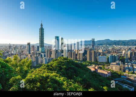 Landschaft von Taipei City, wo die Hauptstadt Taiwans ist Stockfoto
