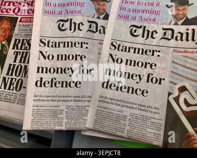 Ein britischer Zeitungsbericht Keir Starmer wird keine Mittel mehr für das Militär bereitstellen, was die Hoffnungen seines neuen Verteidigungsministers zunichte macht Stockfoto